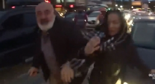 Şişli’de motosikletliye coplu saldırı kamerada