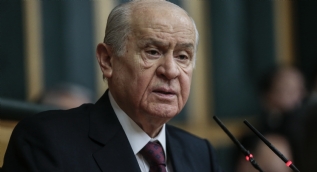 Bahçeli: CHP, YSK´yı tanımıyorsa buyursun seçime de katılmasın