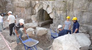 Dünyada örneği bulunmayan 2 bin yıllık antik baraj gün yüzüne çıkarılıyor