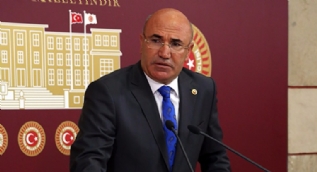 FETÖ destekçisi Mahmut Tanal fena rezil oldu.