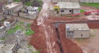 Terör örgütü PKK/YPG´nin Ayn el Arab´taki mevzileri görüntülendi