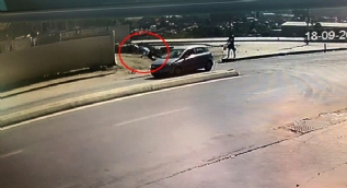 Kağıthane'de yayanın aracın çarpmasıyla metrelerce havaya uçtuğu kaza kamerada