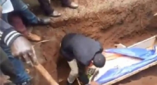 Ölüyü diriltemeyince gözaltına alındı