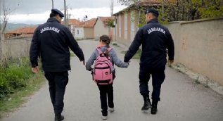 Jandarma´dan 23 Nisan klibi