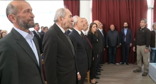 CHP´li belediye başkan adayı Erdem Gül İstiklal Marşı´nı okumadı