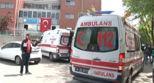 Güngören Tozkoparan İmam Hatip Ortaokulu´nda patlama meydana geldi