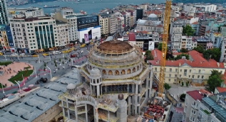 Ana kubbede betonla kapatma çalışmaları görüntülendi
