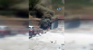 Yangına müdahale eden itfaiye eri ölümden döndü