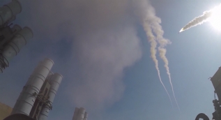 Rusya´da dev tatbikat! S-400´ler böyle ateşlendi