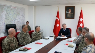 Alçak saldırı sonrası rejime ağır darbe! Bakan Akar açıkladı