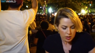 ABD'deki protestoları takip eden TRT World ekibine iki ayrı saldırı