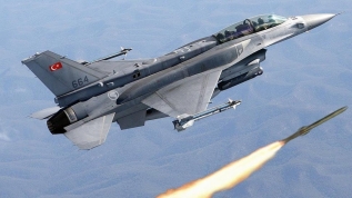 Göklerin Kartalları görevinin başında! F-16 uçakları terör yuvalarını imha etti