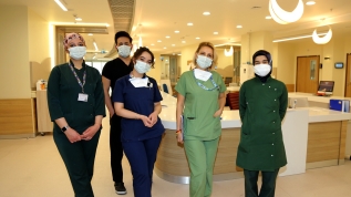 Koronavirüsle mücadelede ön saflarda yer alan hemşireler mücadelelerini anlattı
