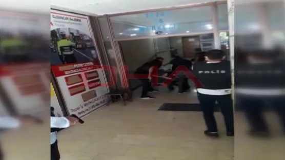 �zmir'de sald�rgan�n etkisiz hale getirilme anlar� ortaya ��kt�: ��te o anlar 