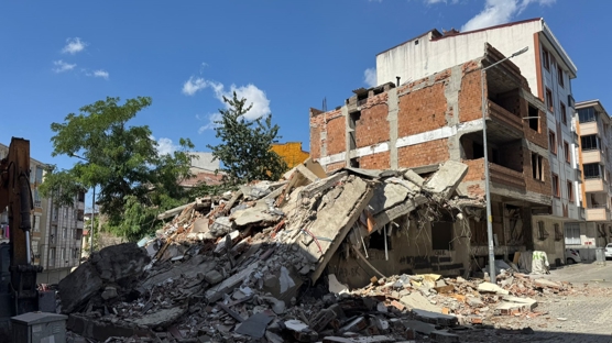 Kepenin temas ettii binann kme an kamerada