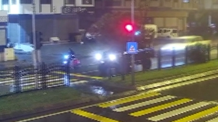 Trabzon'da korkun� kaza: K�rm�z� ���kta motosikletliye �arpt�