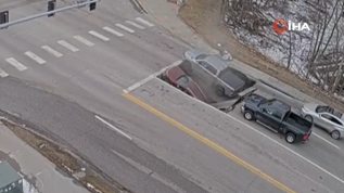 Neye u�rad���n� �a��rd�: Olu�an �ukur ara�lar� adeta yuttu 