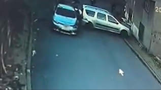 Avc�lar'da �ocuk deh�eti! 8 su� kayd�yla �arpt�, ka�t�, yakaland�