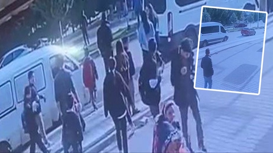 Kald�r�mdaki 2 ��renciyi ezdi ge�ti! Cani s�r�c�n�n ka���� kamerada